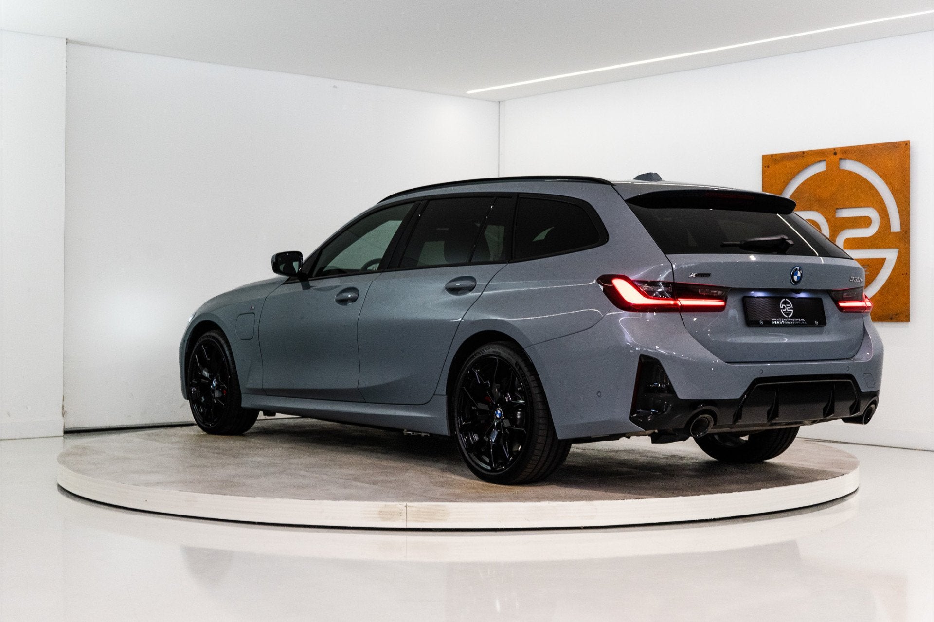 BMW 3 Serie Touring 330e xDrive M Sport Pro Edition 292PK |, Automaat, Gebruikt, Zwart, Leder