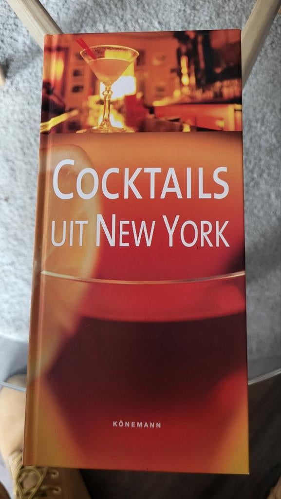 Cocktails uit New York - Recepten van legendarische bars, Onbekend, Overige typen, Ophalen of Verzenden, Zo goed als nieuw