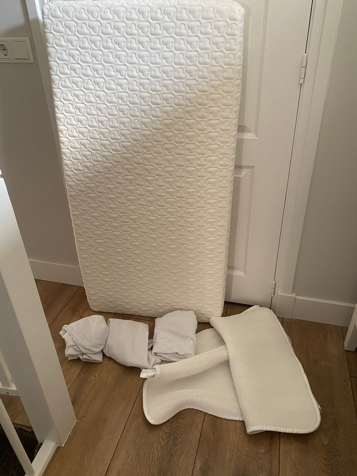 Aerosleep matras 60x120, beschermer en hoeslakens, Ademend, Jongetje of Meisje, Overige typen, Ophalen of Verzenden