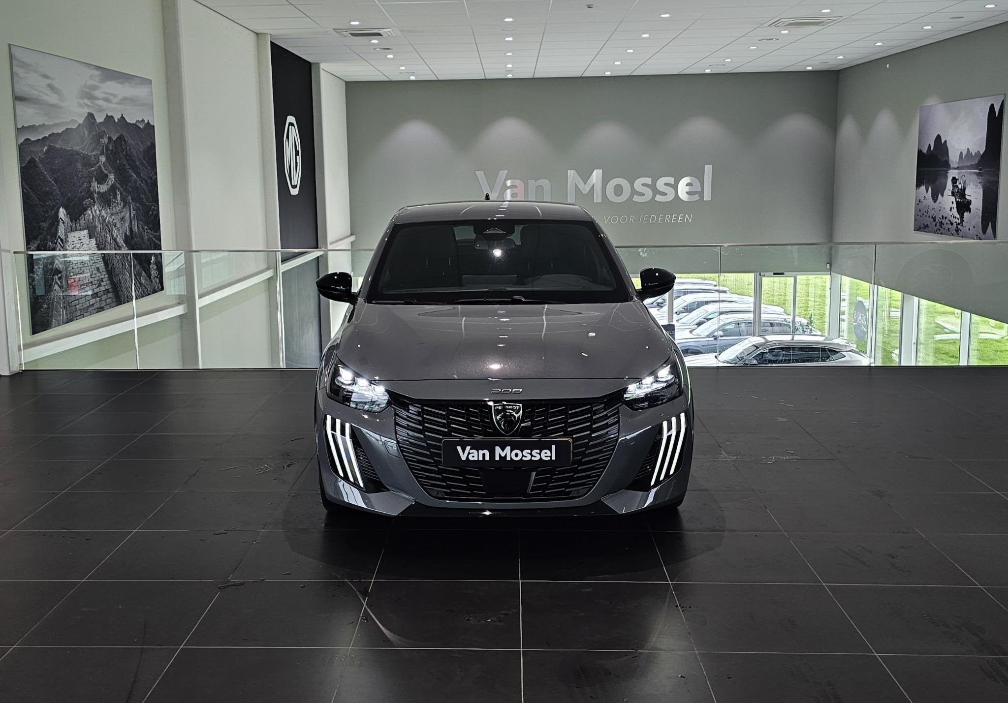 Peugeot 208 1.2 Hybrid 145 e-DCS6 GT | APPLE CARPLAY & ANDRO, 1203 kg, Gebruikt, Euro 6, 1199 cc