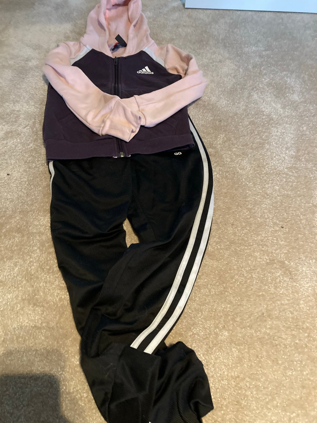 Adidas trainingspak voor meisjes, Kinderen en Baby's, Ophalen of Verzenden, Zo goed als nieuw, Meisje