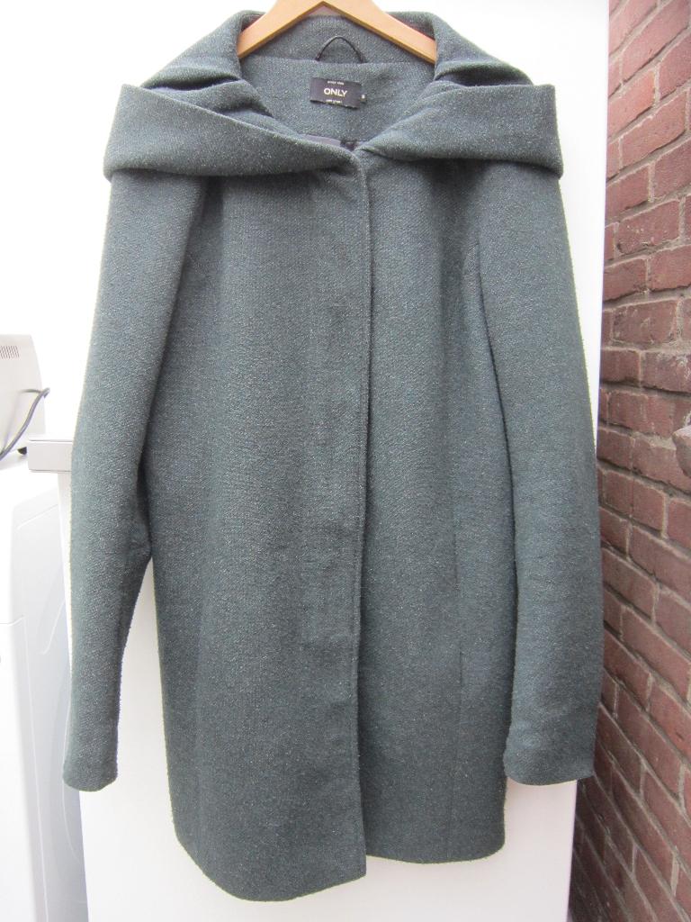 Winterjas, Groen, Merk ONLY, Maat S, Niet al te dikke stof., Kleding | Dames, Jassen | Winter, Only, Ophalen of Verzenden, Zo goed als nieuw