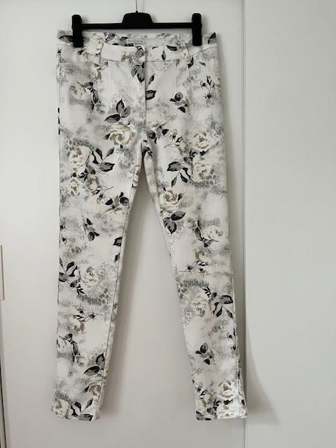 So Soire broek maat 44(XXL), Kleding | Dames, Broeken en Pantalons, So Soire, Overige kleuren, Verzenden, Maat 42/44 (L)