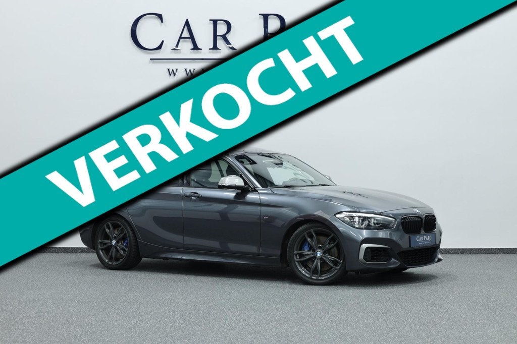 BMW 1-serie M140i Special Edition LED/SCHUIFDAK/LEER+S.VERWA, Achterwielaandrijving, Gebruikt, Lichtsensor, Alcantara