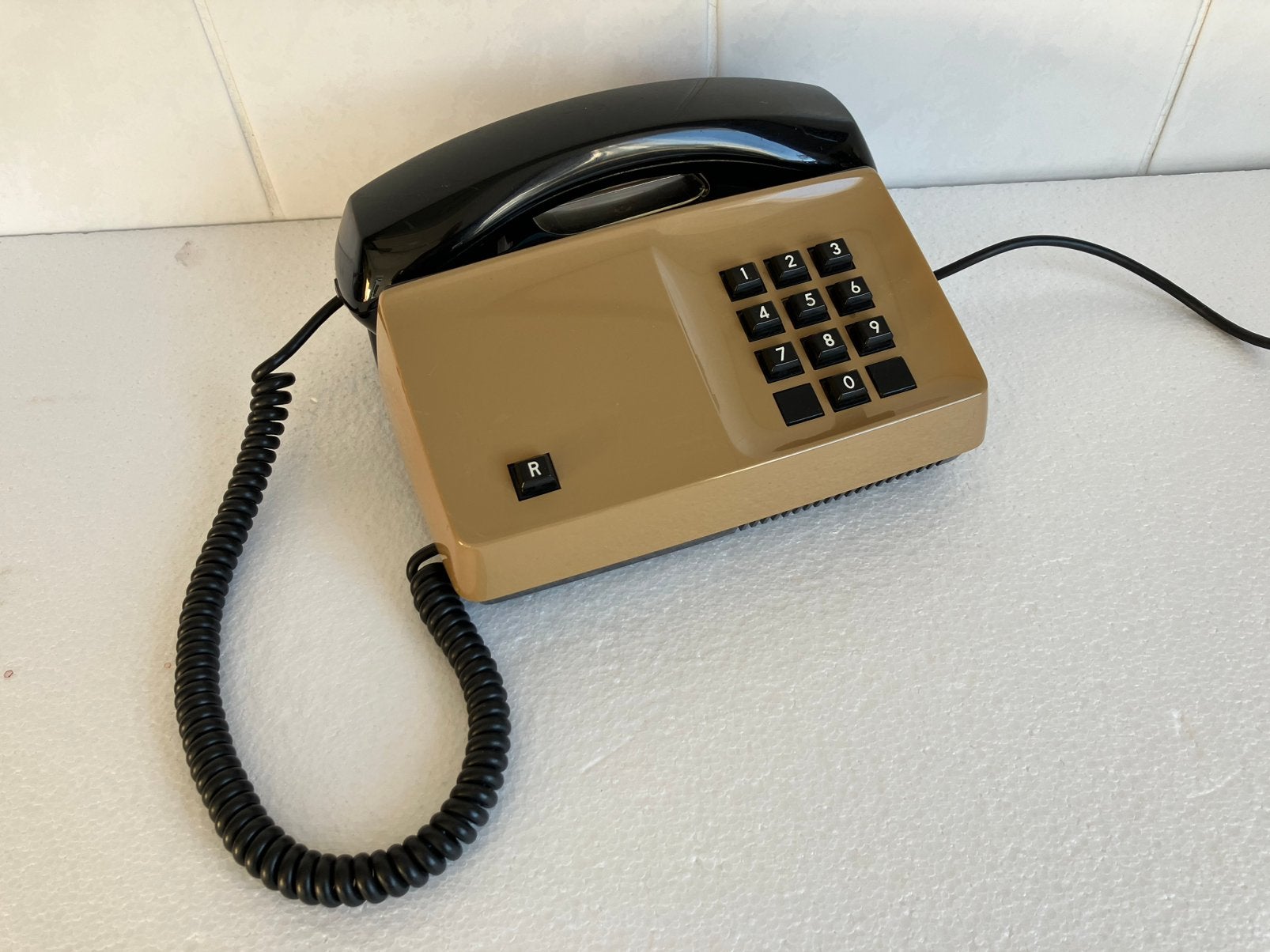 Leuke vintage telefoon. Ericsson Diavox., Ophalen, Gebruikt