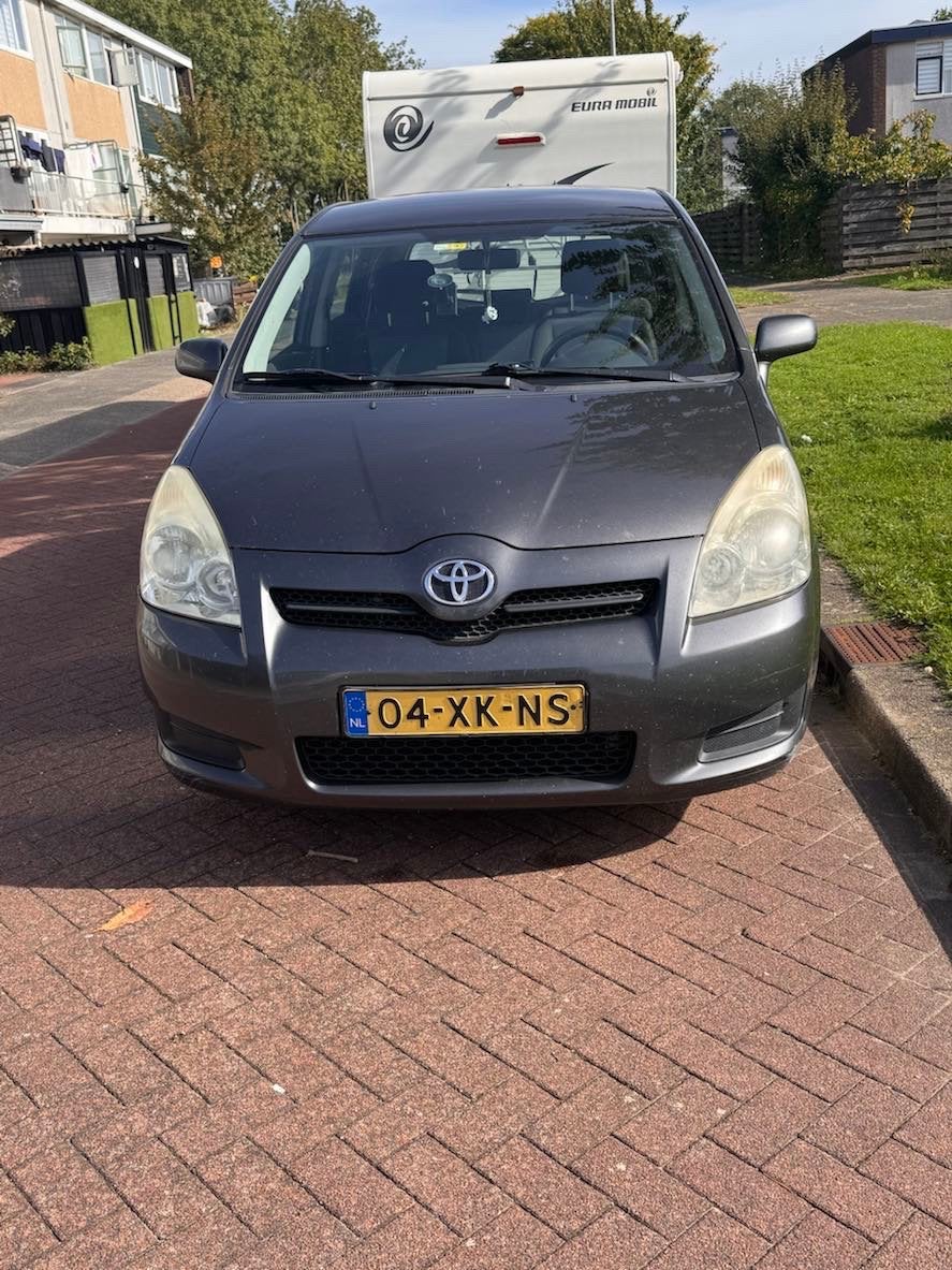 Toyota Corolla Verso 2.2 D4d-f 5P 2007 Grijs, Auto's, Voorwielaandrijving, 4 cilinders, Origineel Nederlands, Grijs
