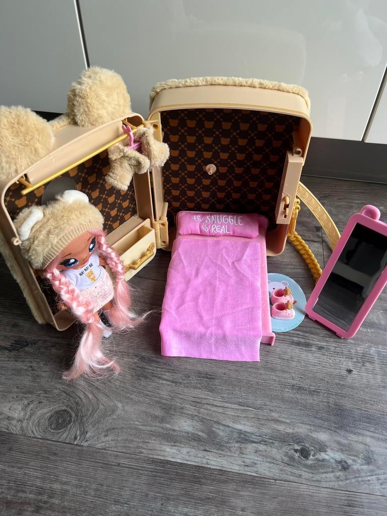 Na! Na! Na! Suprise konijn rugtas, surprise backpack, Kinderen en Baby's, Speelgoed | Poppen, Ophalen of Verzenden, Gebruikt, Overige typen