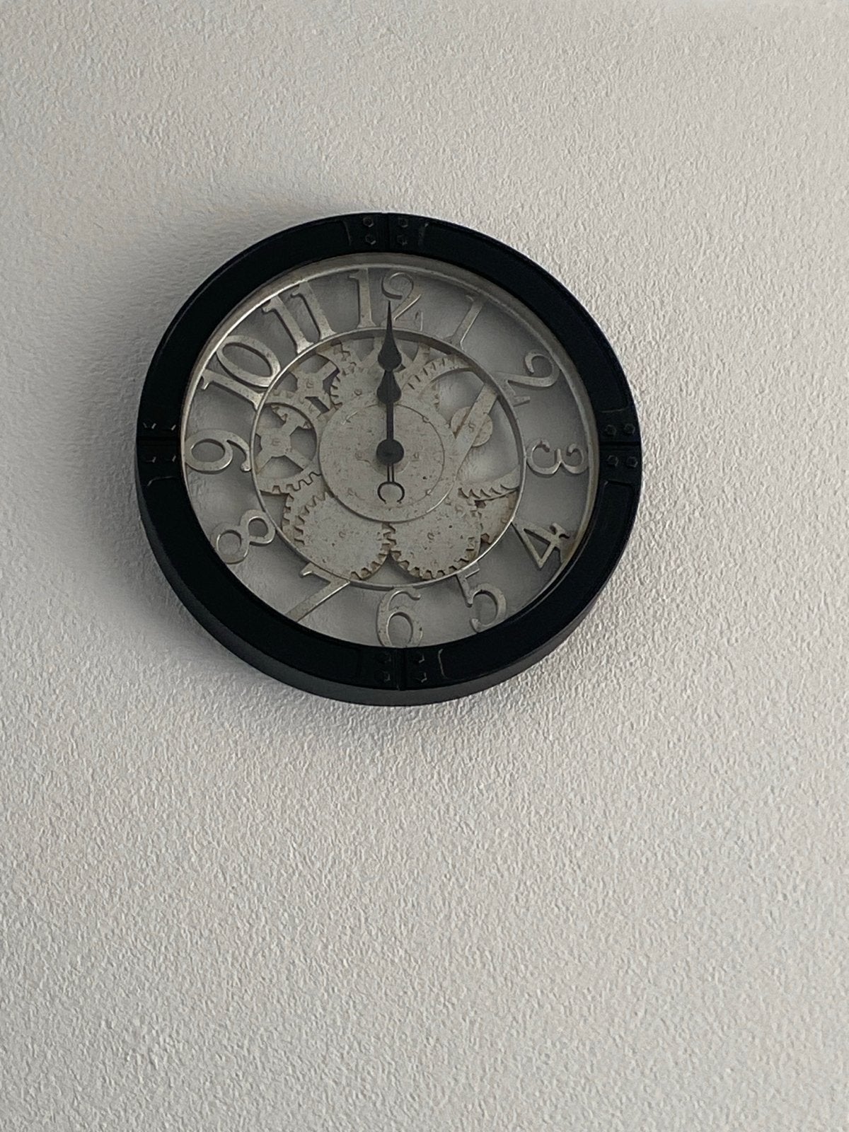 Wandklok met zichtbaar uurwerk - Modern design, Ophalen of Verzenden