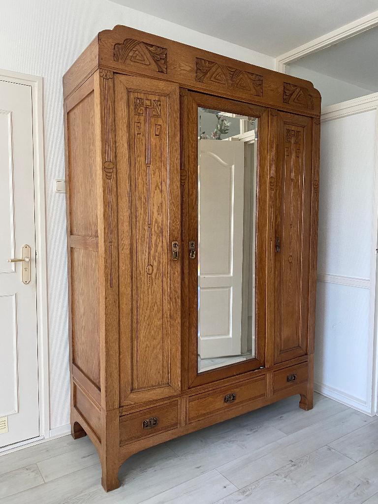 IJken Kledingkast, art nouveau, Ophalen