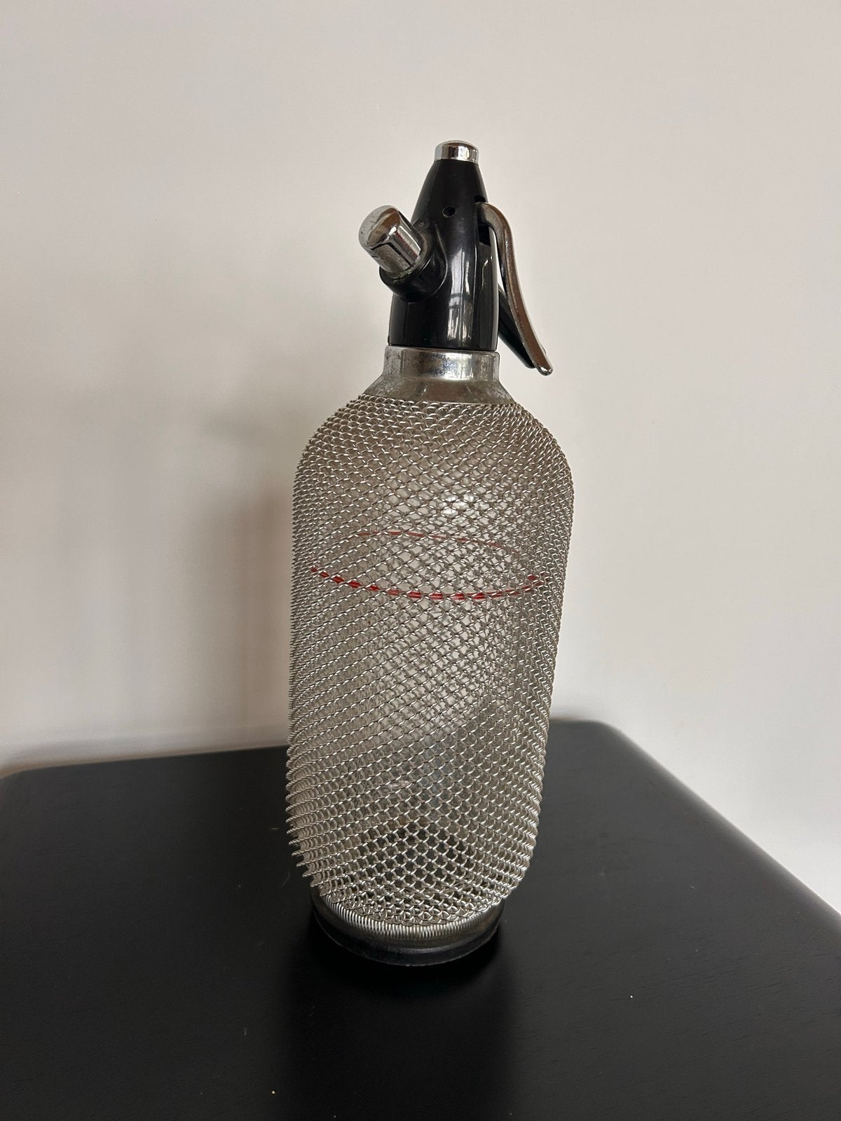Vintage Sifonsoda fles met metalen gaas, Ophalen