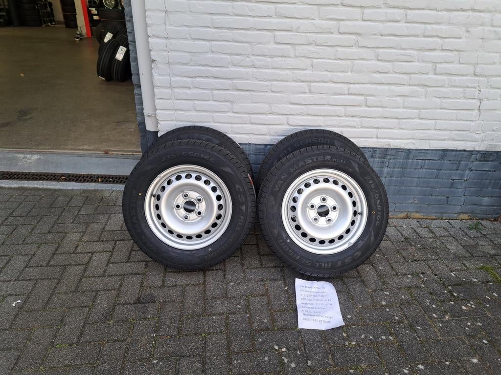 All season banden Volkswagen Transport T5/6  Maat215/65R16C