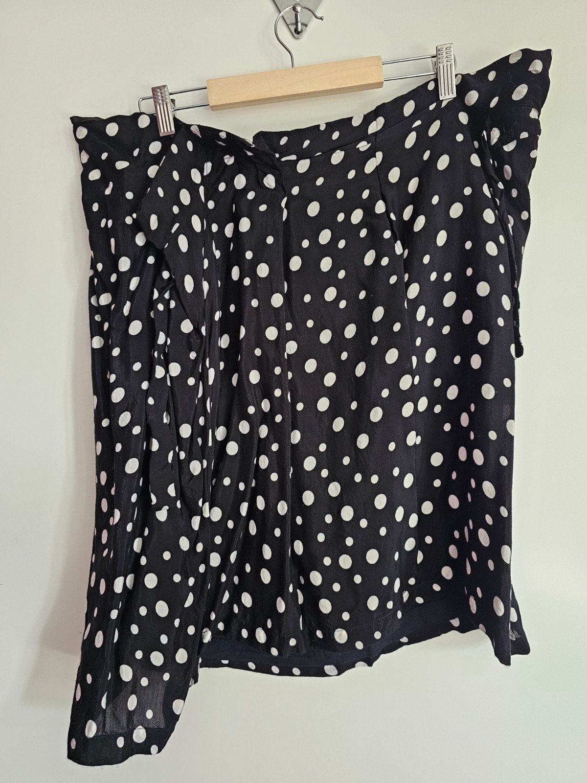 CORA KEMPERMAN; APART POLKADOT ROKJE ZGAN L € 12,50, Ophalen of Verzenden, Zo goed als nieuw, Zwart, Boven de knie