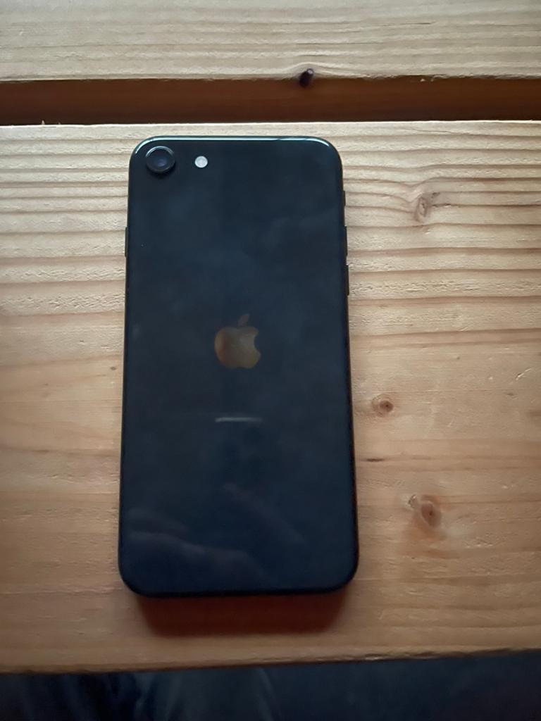 nette iphone se2, Ophalen of Verzenden, Zo goed als nieuw, Zwart, 64 GB