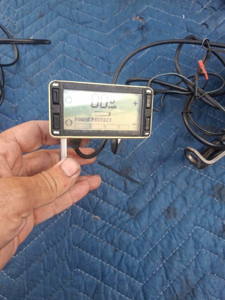Accu +lader + display +bagagedrager goed werkend, Ophalen of Verzenden, Gebruikt