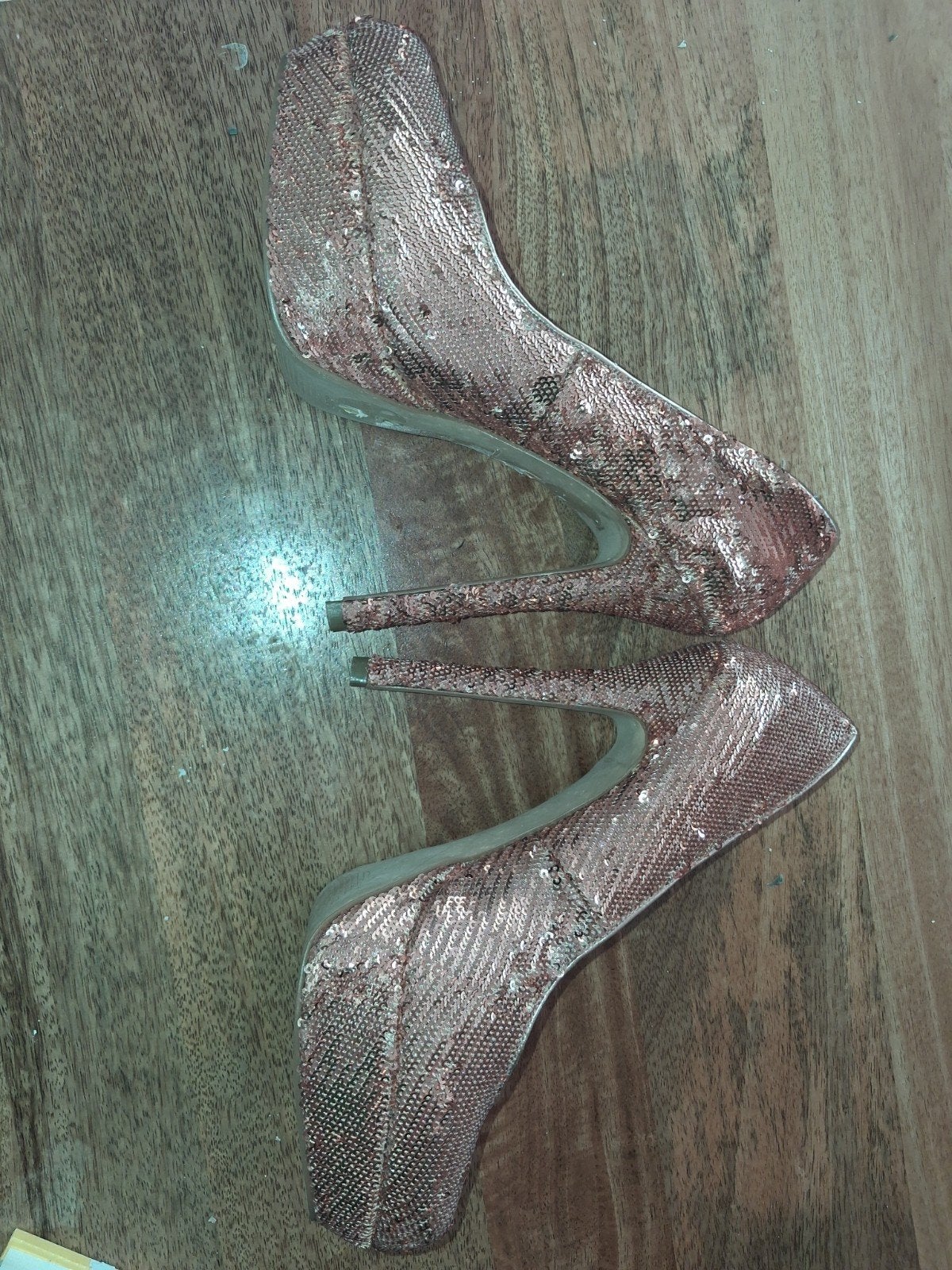 Steve Madden bronzen pumps met pailetten, Steve Madden, Ophalen of Verzenden, Zo goed als nieuw, Roze