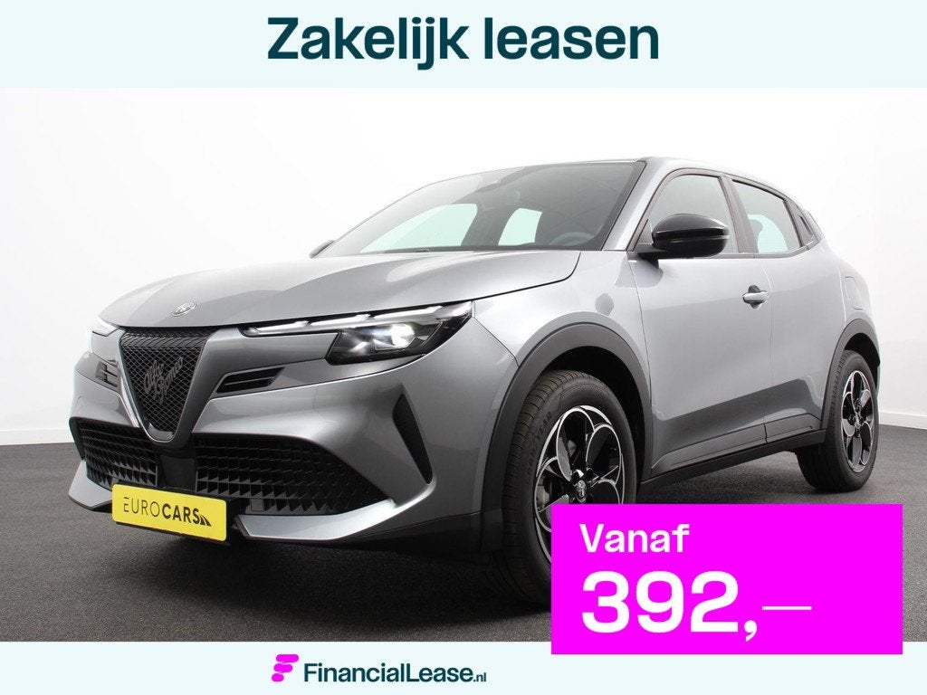 Alfa Romeo Junior Elettrica Automaat 156PK Adaptieve Cruise, 413 km, Stof, Gebruikt, Parkeersensor