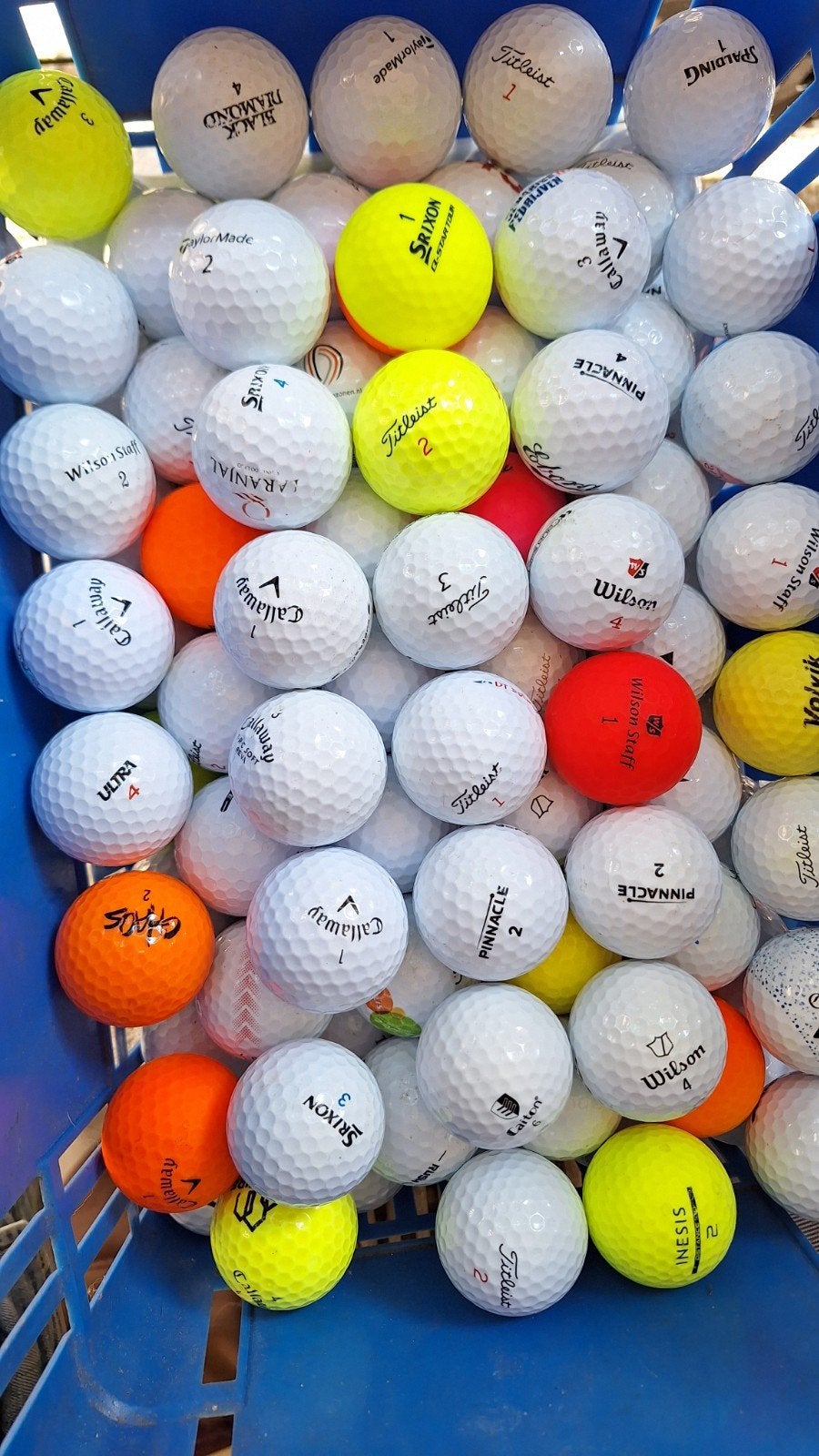 105 mooie schone golfballen, Ophalen, Zo goed als nieuw, Bal(len)