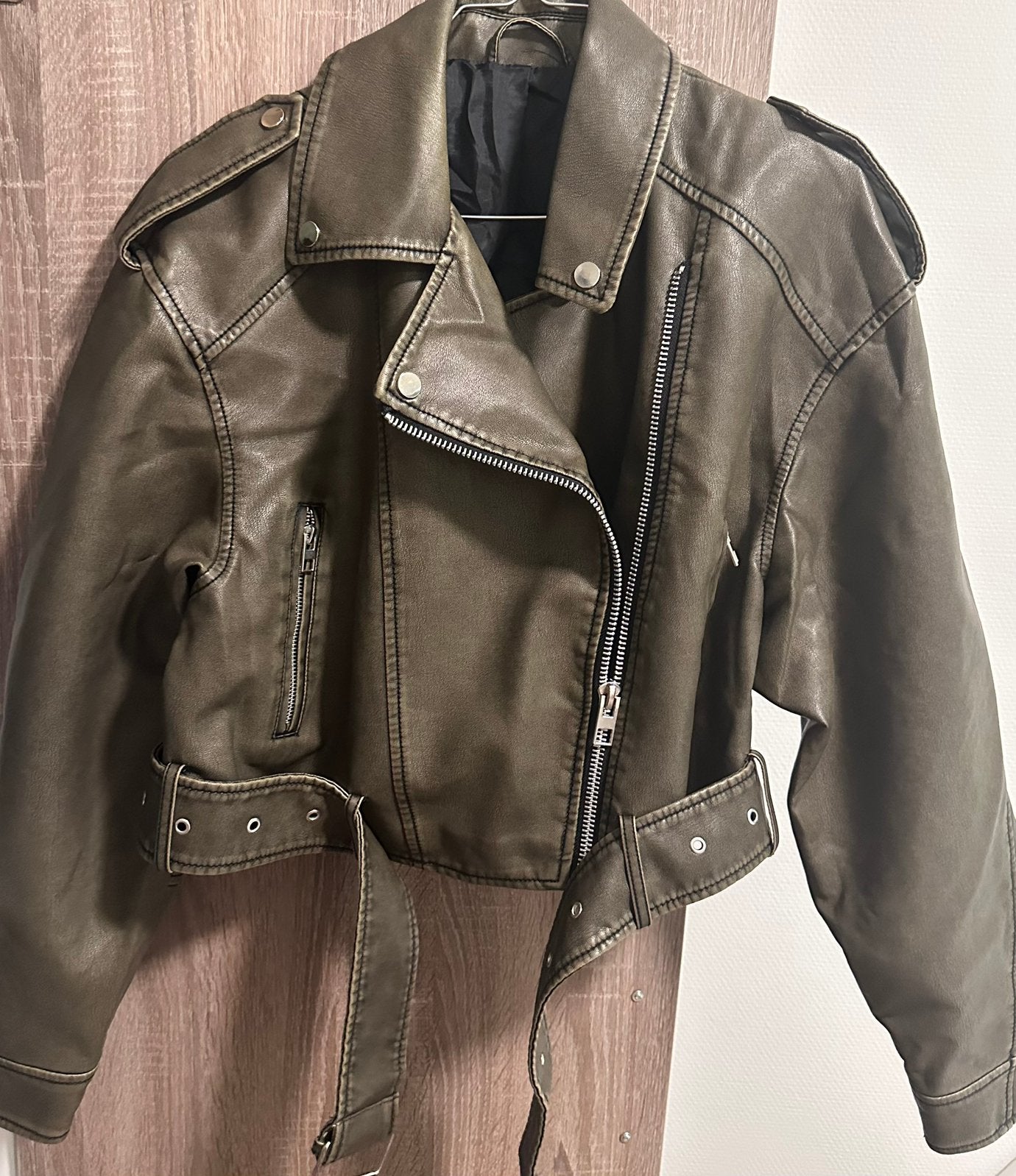 Khaki-groen leren jasje, Verzenden, Maat 46/48 (XL) of groter, Zo goed als nieuw, Jasje