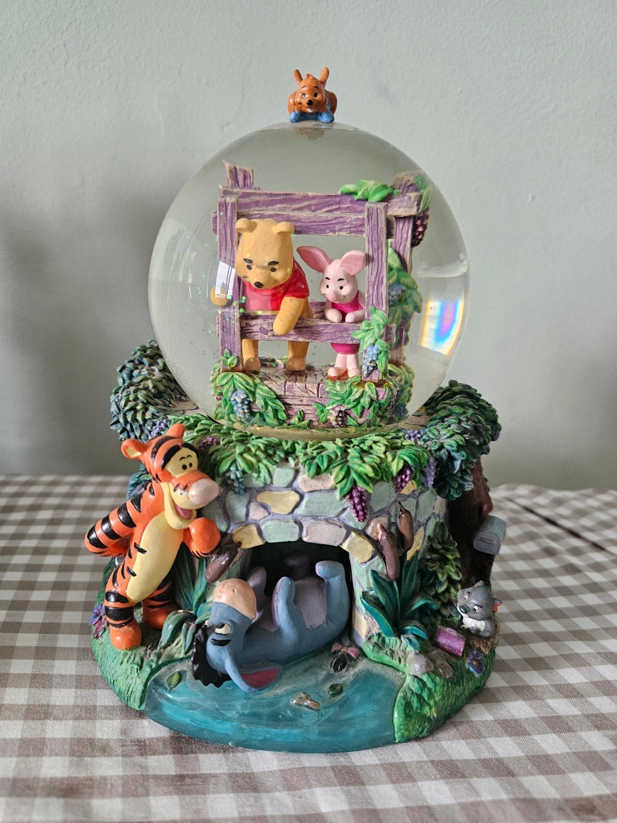 Disney Winnie de Poeh Sneeuwbol met Muziek, Verzamelen, Ophalen, Winnie de Poeh of vrienden, Zo goed als nieuw, Beeldje of Figuurtje