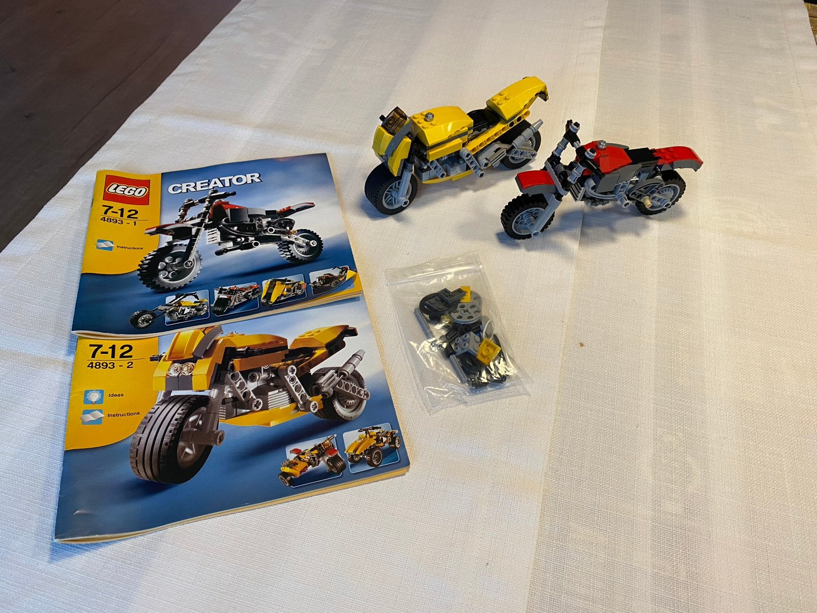 Lego 4893  Revvin' Riders, Kinderen en Baby's, Speelgoed | Duplo en Lego, Gebruikt, Lego, Compleet, Ophalen of Verzenden