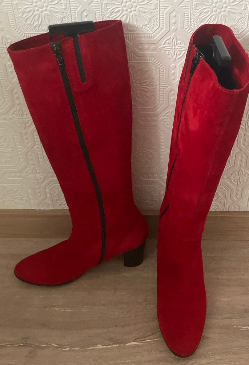 Rode suède hoge laarzen, maat 40, Hoge laarzen, Ophalen of Verzenden, Zo goed als nieuw, Rood