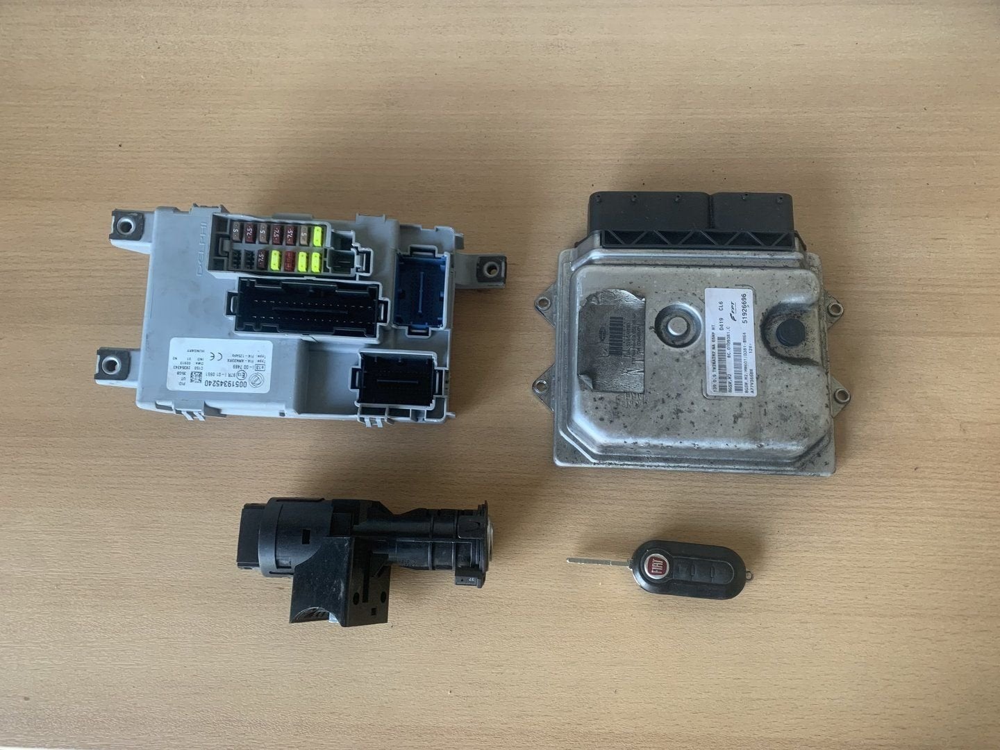 fiat panda 0,9 twinair 2012 tot 2018 ECU + startset 51926696, Gebruikt, -, -, Ophalen of Verzenden