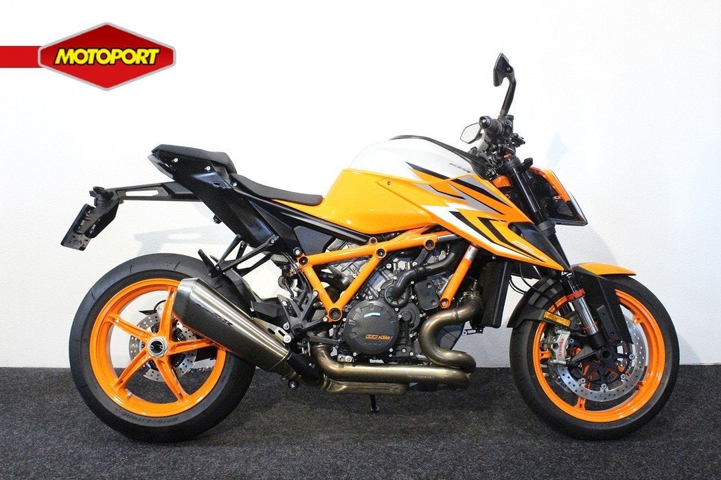KTM 1290 SUPER DUKE R (bj 2023), Naked bike, Gebruikt, Bedrijf