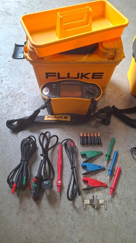 Fluke 1654B installatietester en 322 Clampmeter, ., Ophalen of Verzenden, Zo goed als nieuw, .