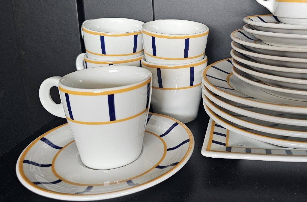 Pillivuyt France porseleinen servies Blauw/Gele Streep, Ophalen