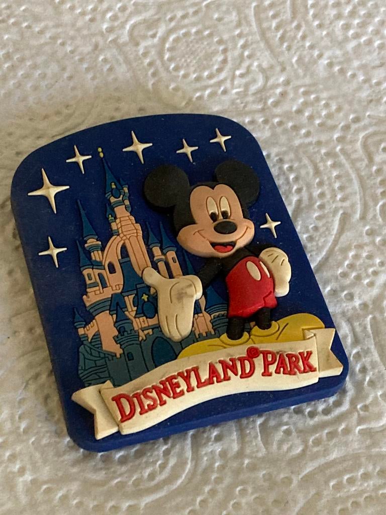 Koelkastmagneet disneyland, Ophalen of Verzenden, Zo goed als nieuw