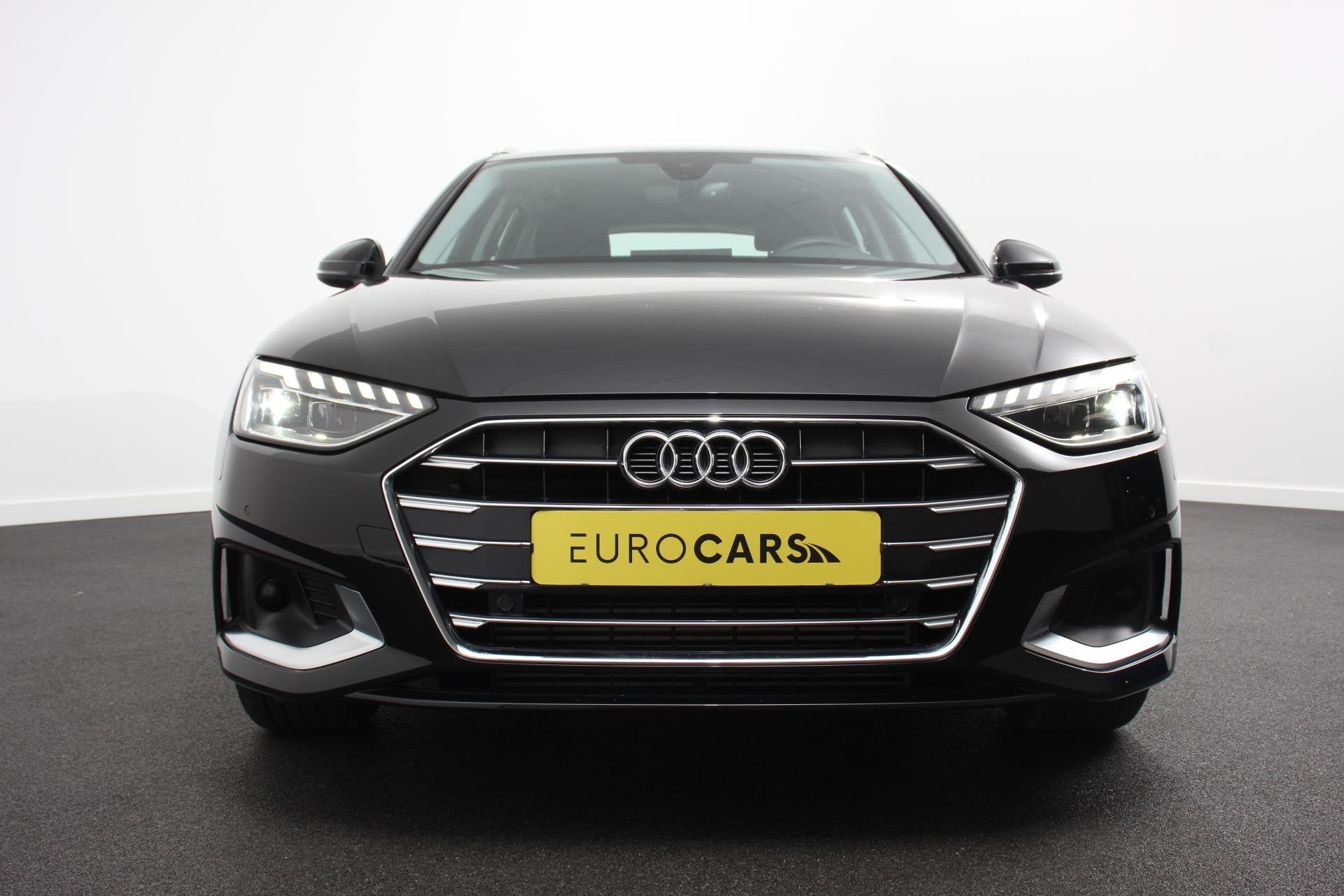 Audi A4 Avant 40 TFSI Advanced Prestige Plus Navigatie Adapt, Auto's, Audi, Stof, Gebruikt, 4 cilinders, 1984 cc