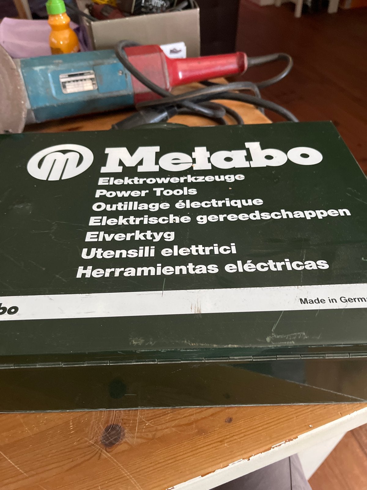 Metabo STEB 700 Quick Decoupeerzaag in metalen koffer, Ophalen, Gebruikt, 600 tot 1200 watt, Decoupeerzaag