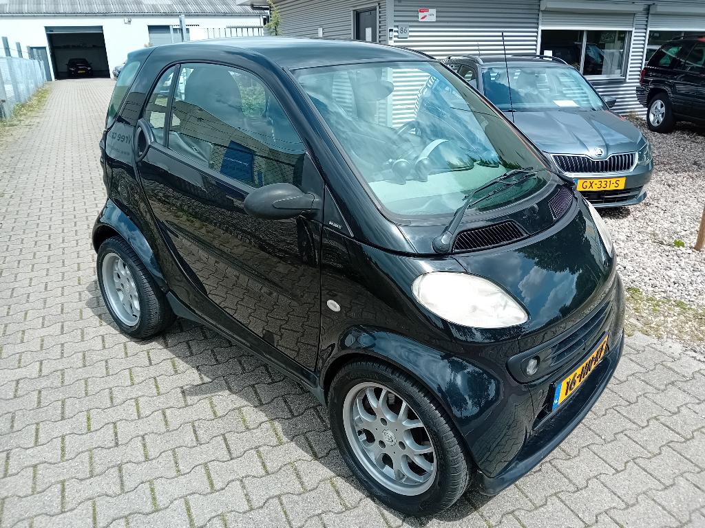 BRABUS Smart 0.6 40KW AUT BJ2001 LEER, AIRCO NWE APK PANO