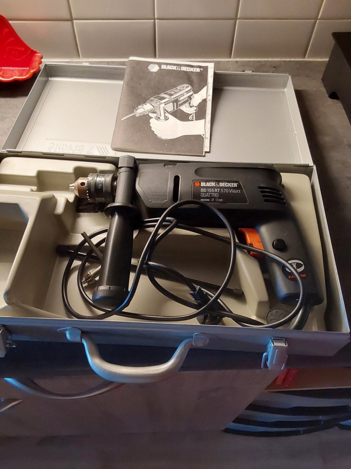 Black & Decker BD155RT 570 Watt Boormachine in Koffer, Ophalen, Gebruikt, 400 tot 600 watt, Boormachine