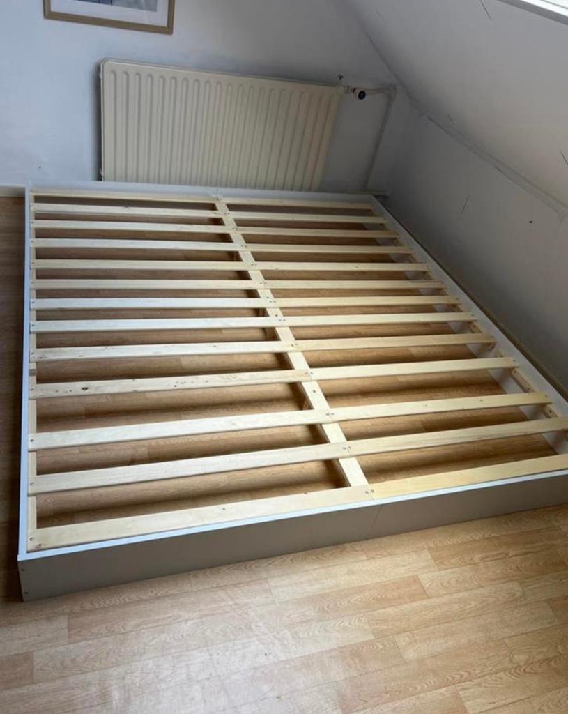 Bedframe 180x200 new, Ophalen, Tweepersoons, Zo goed als nieuw, 180 cm