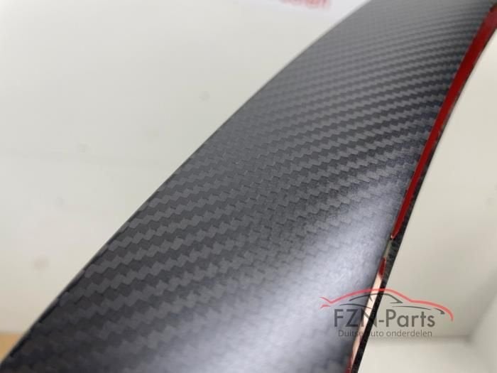 Foto 6 van Tesla Model Y Carbon Spoiler