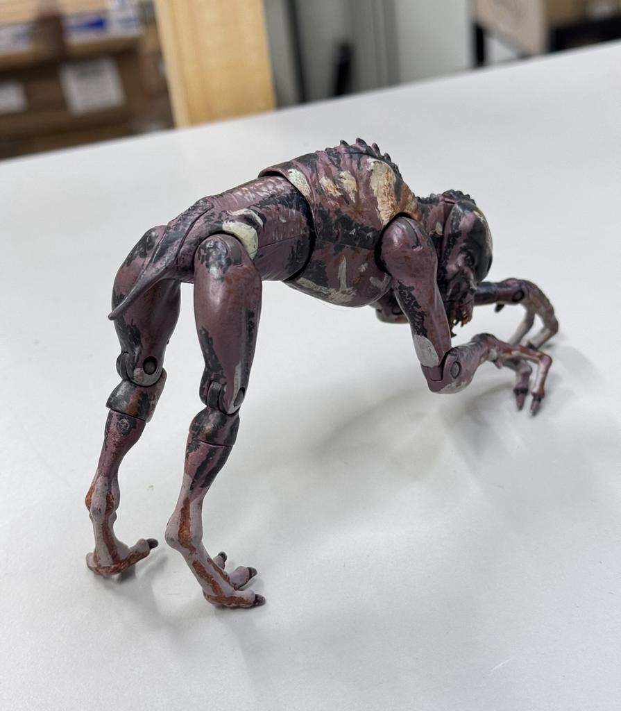 Figurine Officieel Primeval Future Predator 6 inch Zeldzaam, Actiefiguur of Pop, Ophalen of Verzenden, Zo goed als nieuw, H