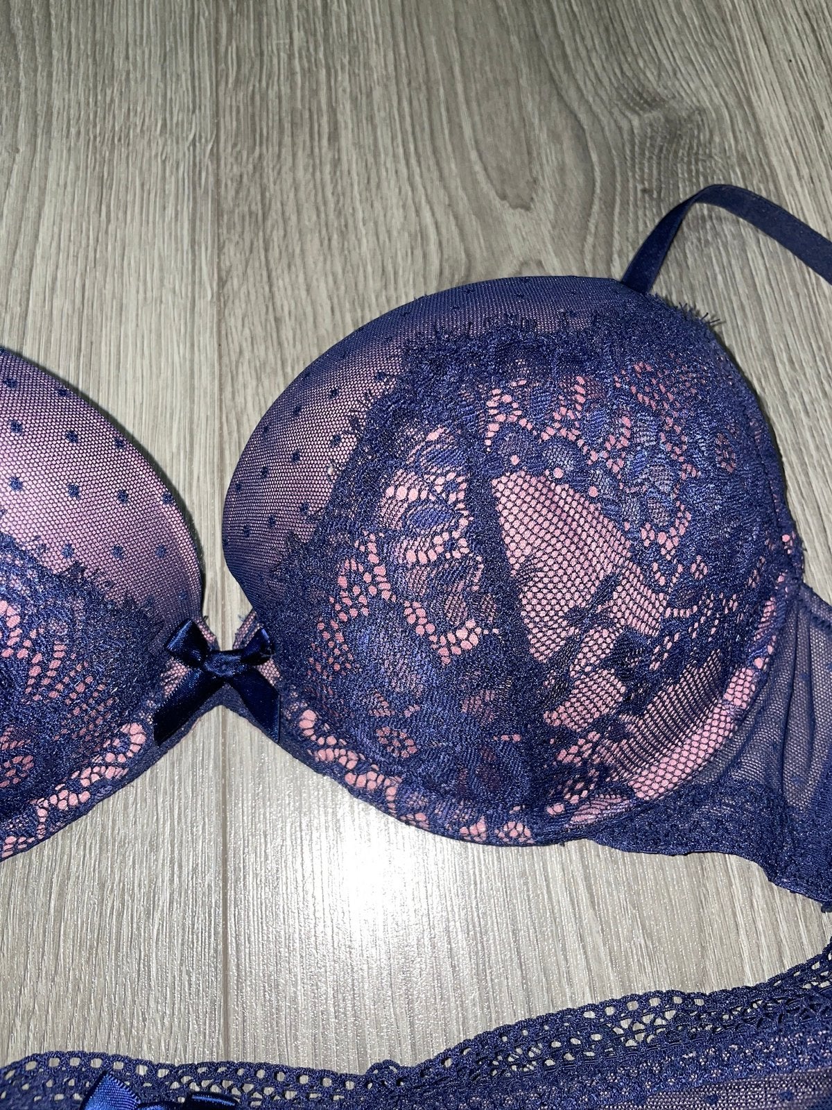 hunkemoller blauw roze kante set bh brazillian slip c75 / M, Ophalen of Verzenden, Blauw, Setje