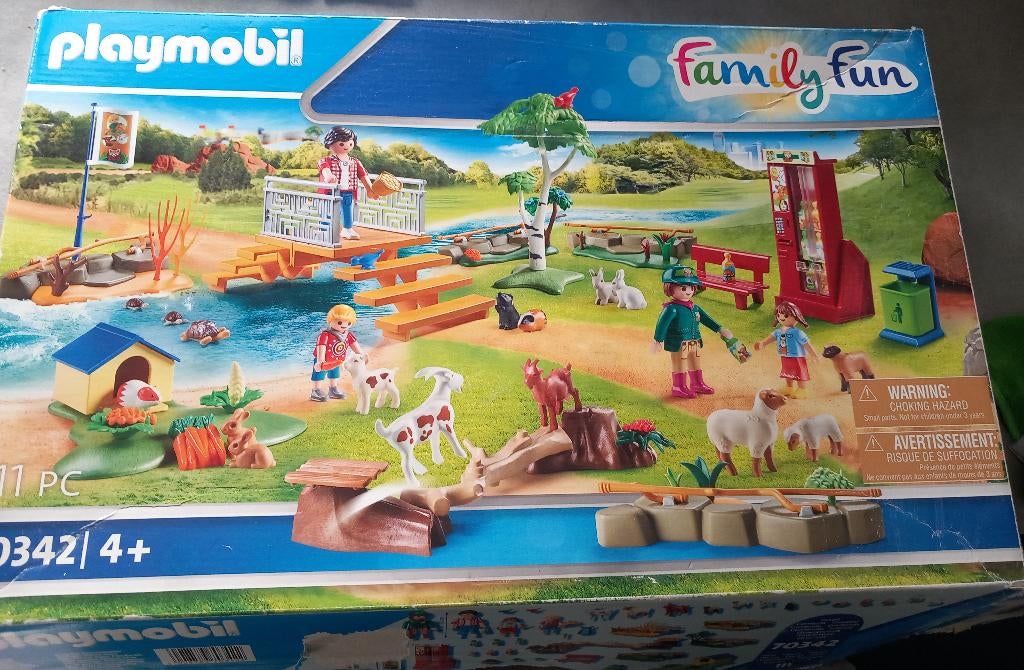 Playmobil family fun dierenpark 10 euro!, Kinderen en Baby's, Speelgoed | Playmobil, Ophalen, Zo goed als nieuw, Complete set
