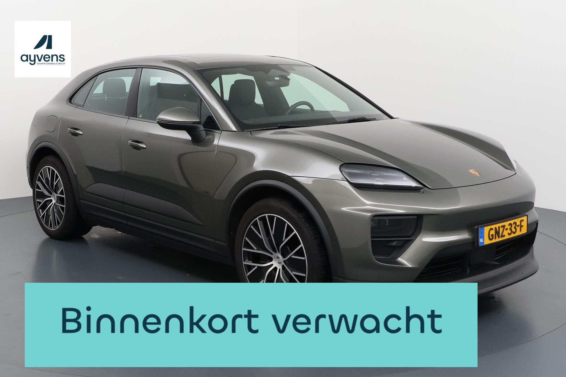 Porsche Macan 4 100 kWh Puur elektrisch genieten met sportie, Auto's, Automaat, Gebruikt, 2000 kg, Leder en Stof
