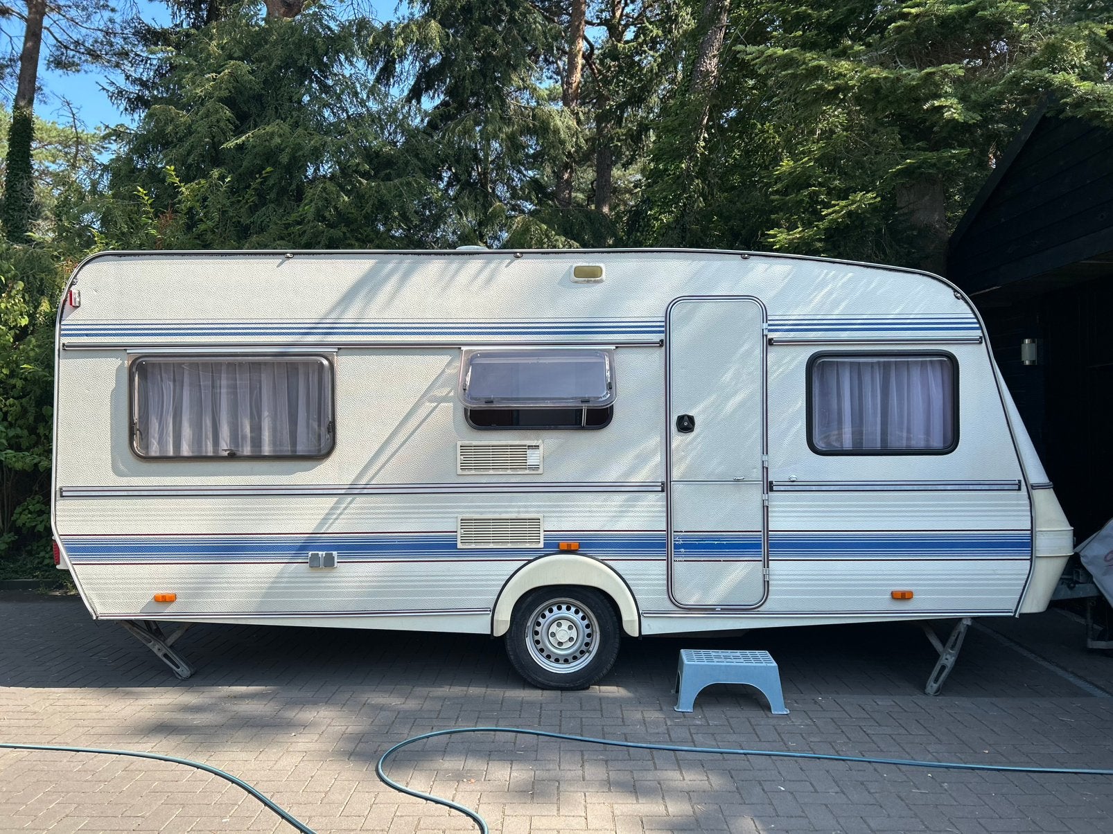 Wilk 500CE caravan / super netjes / vakantie, Caravans en Kamperen, Rondzit, Bedrijf, Kachel, Wilk