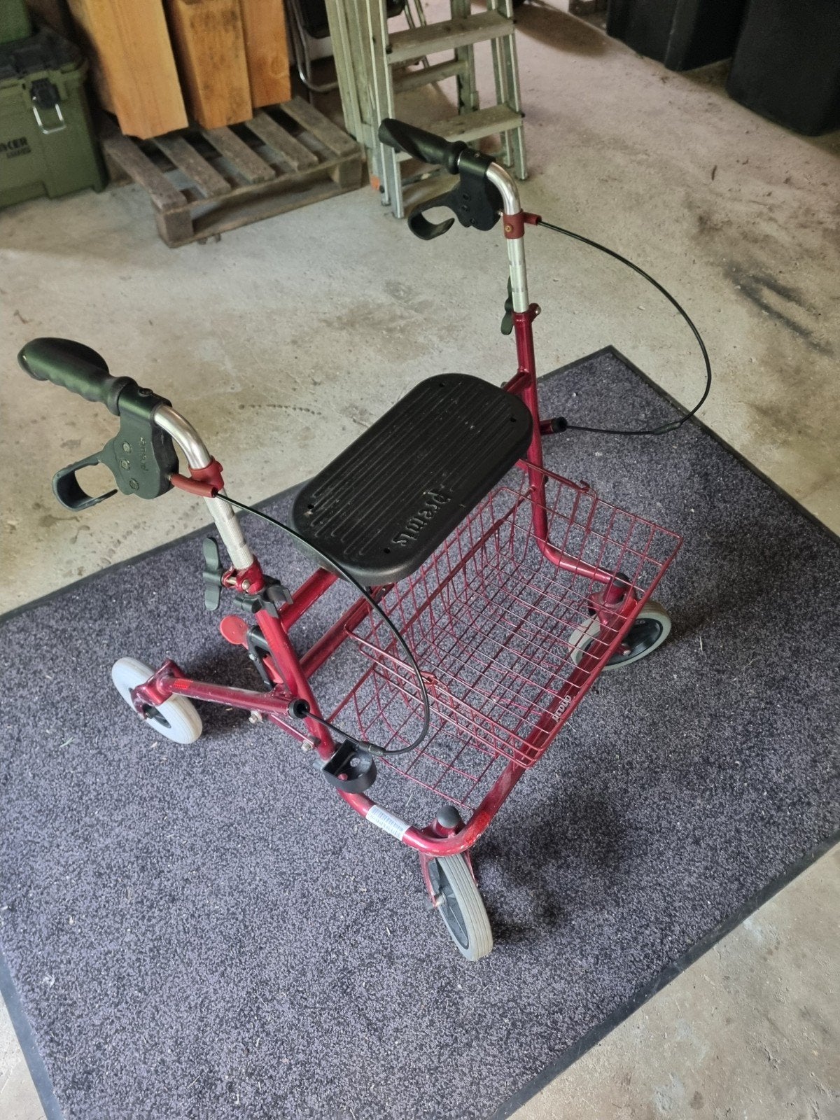 premis provo xl rollator, Ophalen