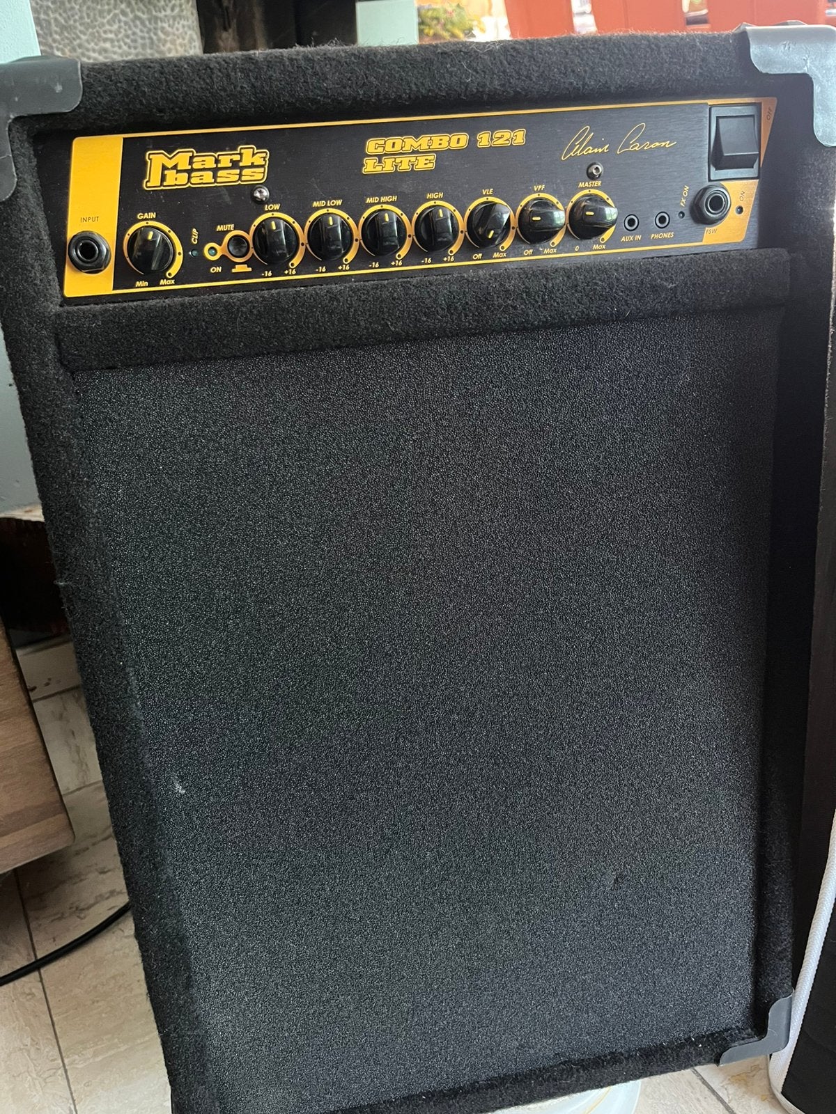 Markbass combo 121Lite Alain Caron sign, Muziek en Instrumenten, Ophalen, Gebruikt, Basgitaar, 100 watt of meer