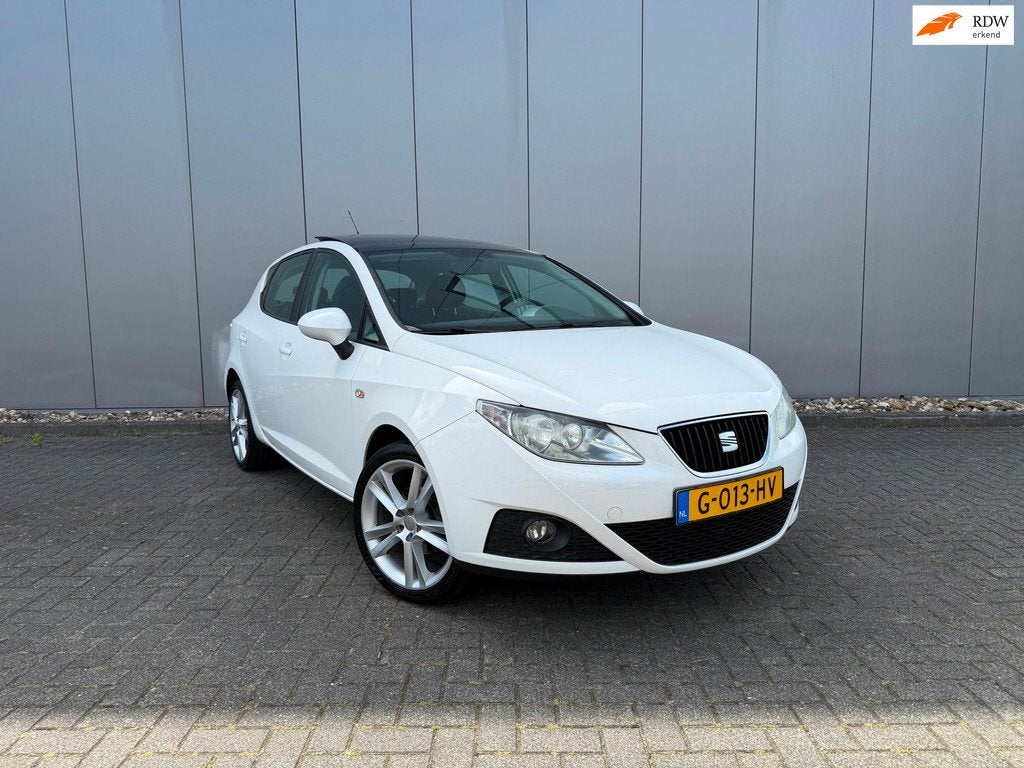 Seat Ibiza 1.4 Sport-up|PANO|CRUISE|AIRCO|LMV, Voorwielaandrijving, Zwart, 4 cilinders, Bedrijf