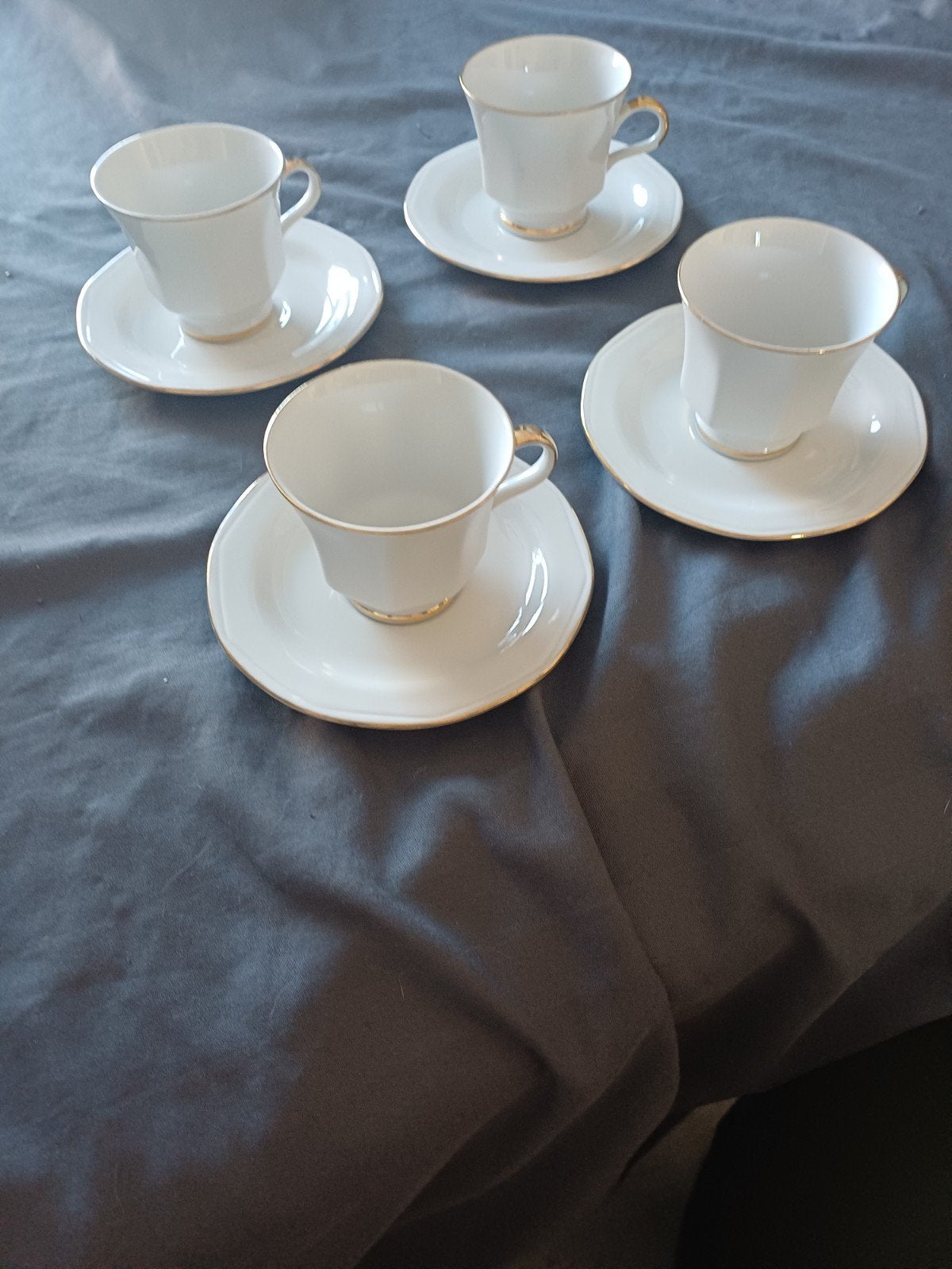 Set van 4 vintage Fajans kop en schotels, Antiek en Kunst, Ophalen