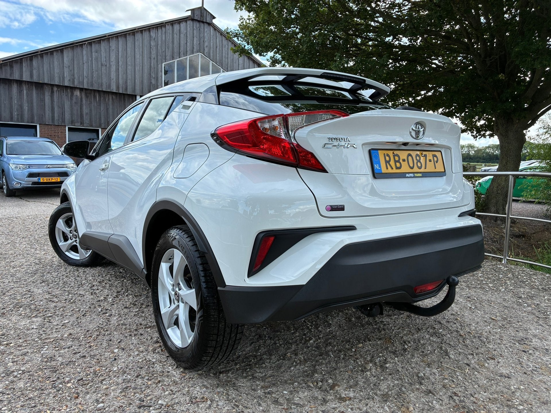 Toyota C-HR 1.2 Dynamic | Navi + Camera + Clima + Cruise Nu, Auto's, Stof, Gebruikt, 4 cilinders, 116 pk