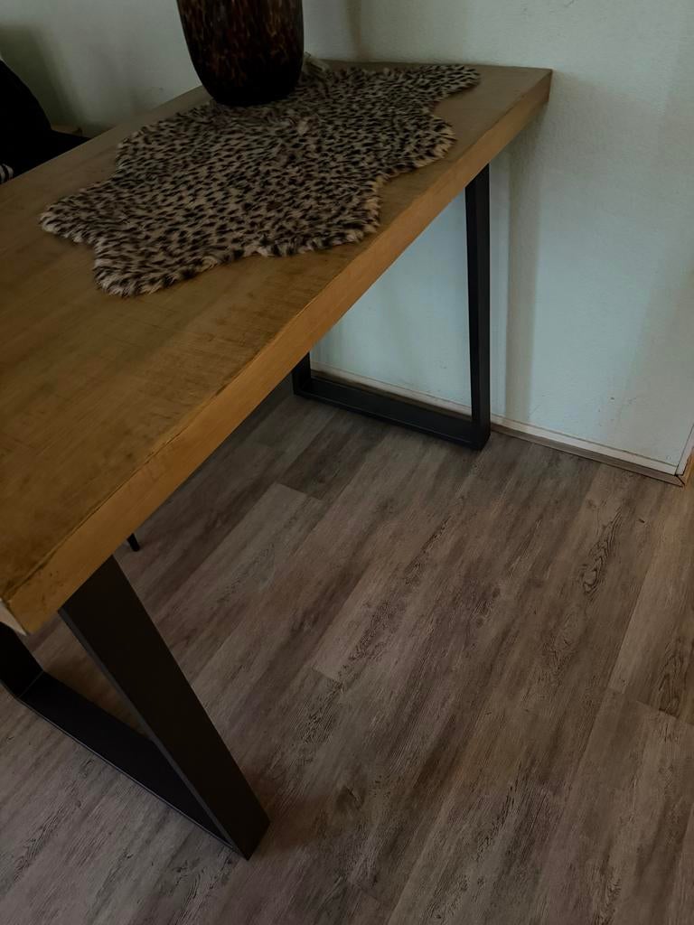 Nieuwe bartafel met metalen onderstel, Huis en Inrichting, 100 tot 150 cm, Nieuw, Rechthoekig, Drie personen