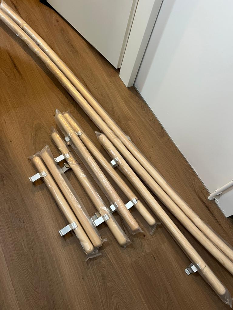 Massief houten trapleuningen 8x NIEUW!, Huis en Inrichting, Stoelen, Ophalen, Bruin, Nieuw, Eén