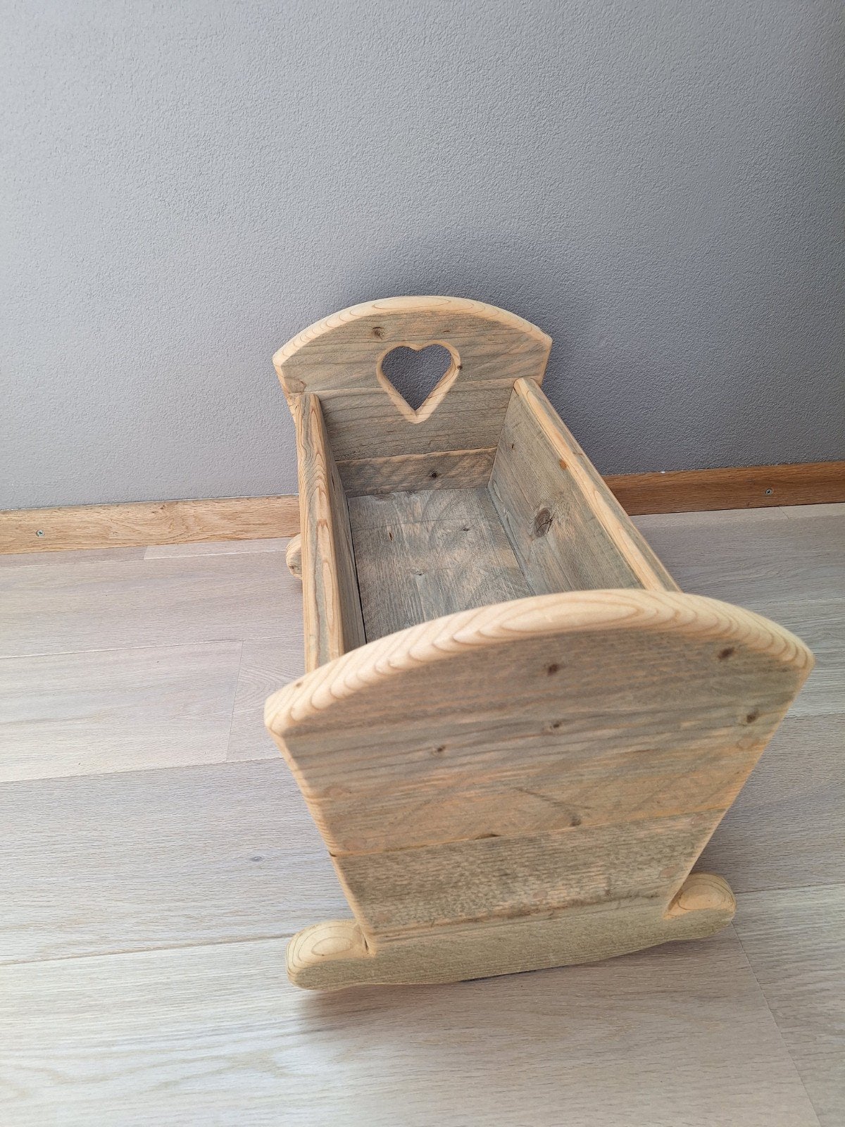 Schommelbedje van steigerhout voor poppen poppenbed bedje, Ophalen, Nieuw, Babypop