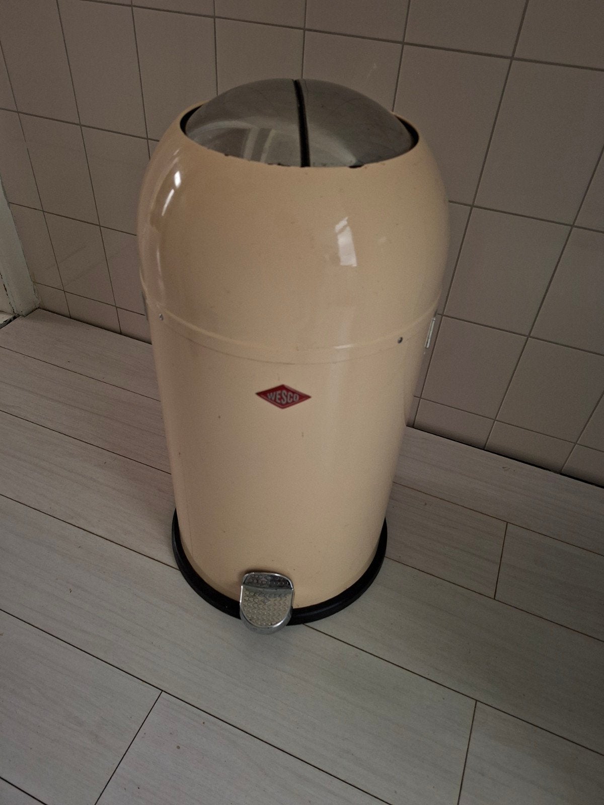 Wesco prullenbak, Ophalen, Gebruikt, Minder dan 50 cm